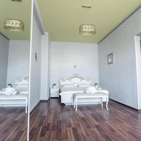 Apartment Vip-kvartira Nezavisimosti 19