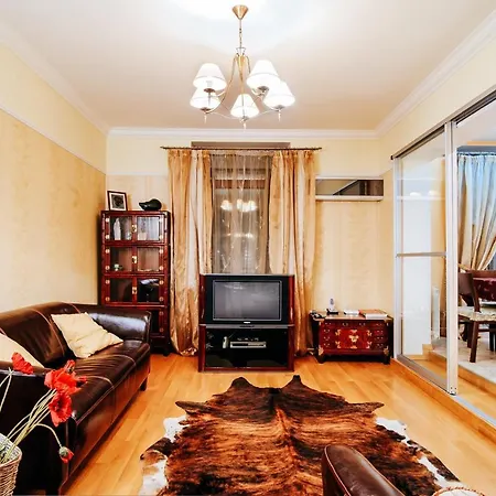 Vip-kvartira Nezavisimosti 19 Apartment