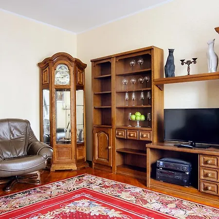 Vip-kvartira Nezavisimosti 19